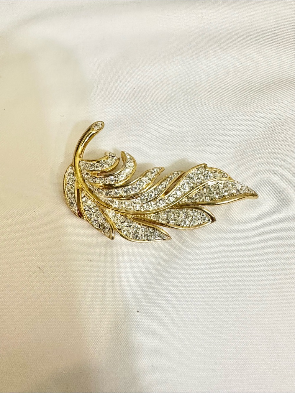 Vintage Gold Crystal Leaf Brooch
